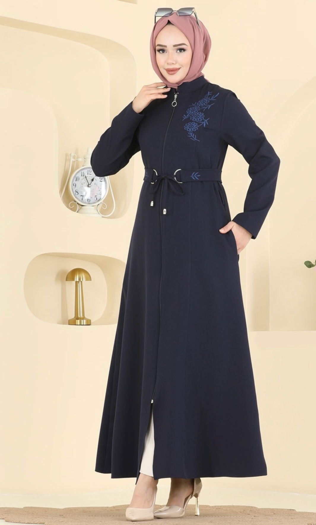 معطف نسائي طويل للمحجبات