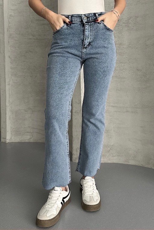 بنطال جينز نسائي