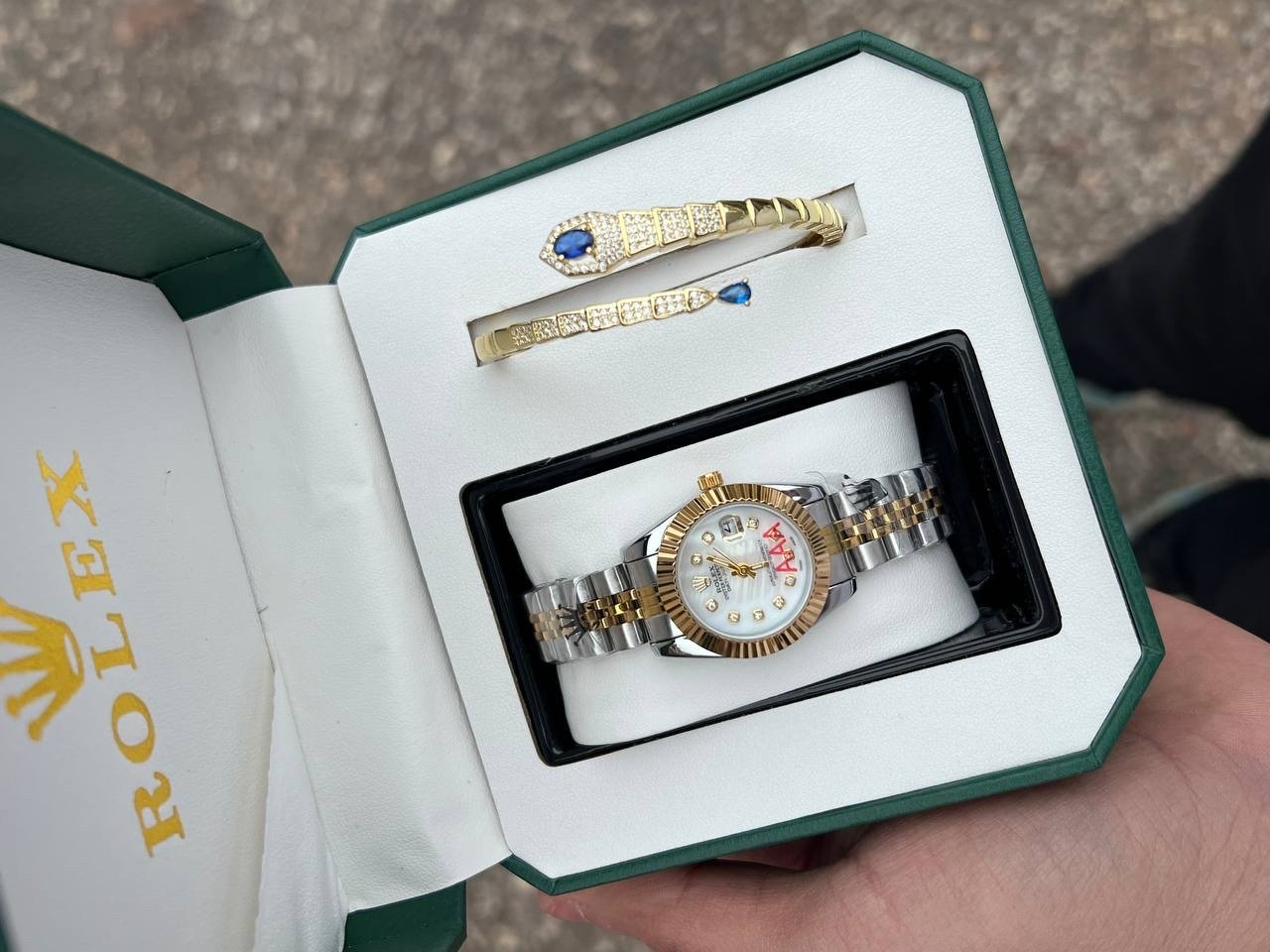 بكج نسائي ملكي