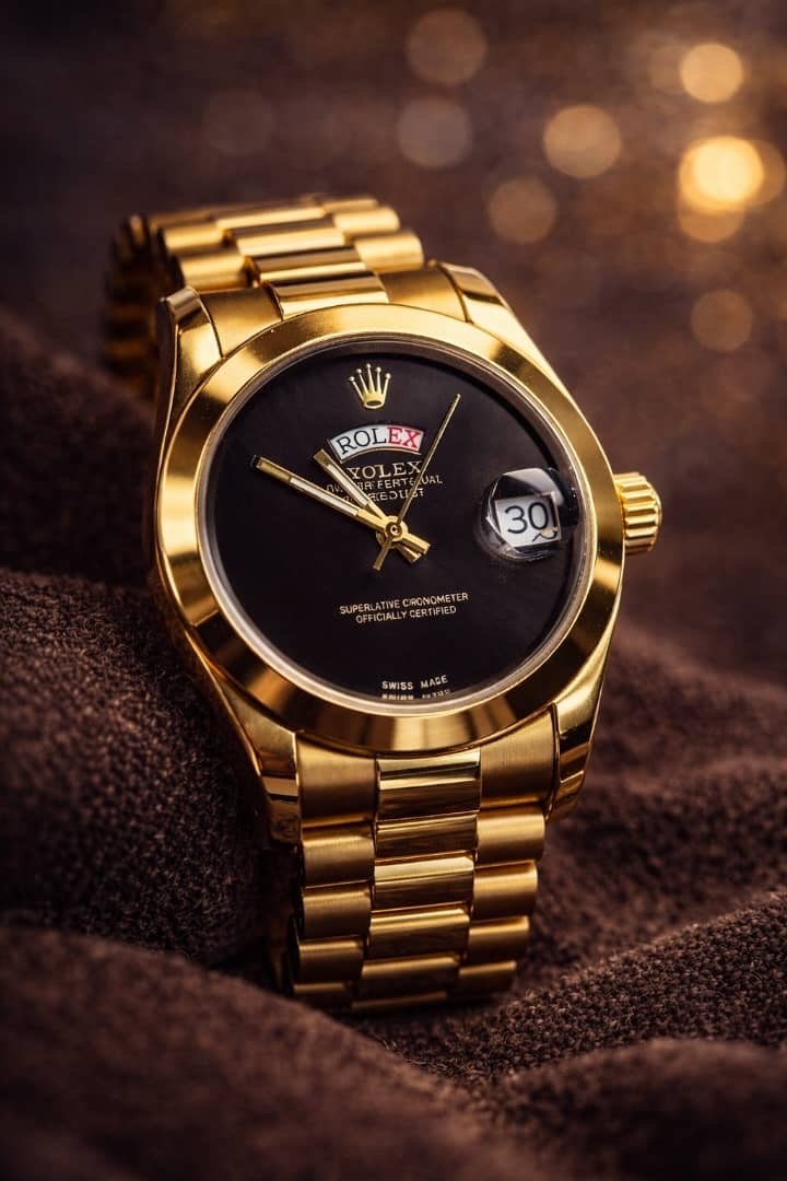 ساعة روليكس الفاخرة